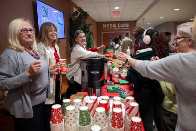 guests-of-tree-lighting-event-getting-hot-cocoa