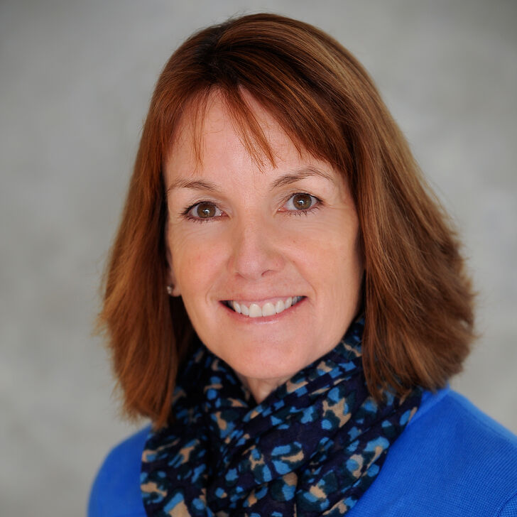 Laura Podschun, PT, DPT, PhD, OCS, COMT, CDNS