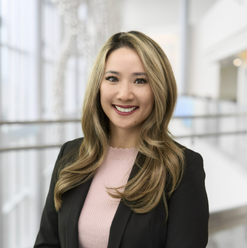 Picture of alumni Trizzy Bui smiling