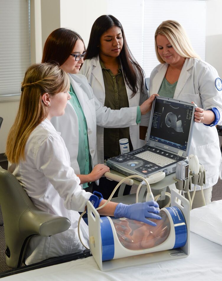 Sonography Students in Learning Lab
