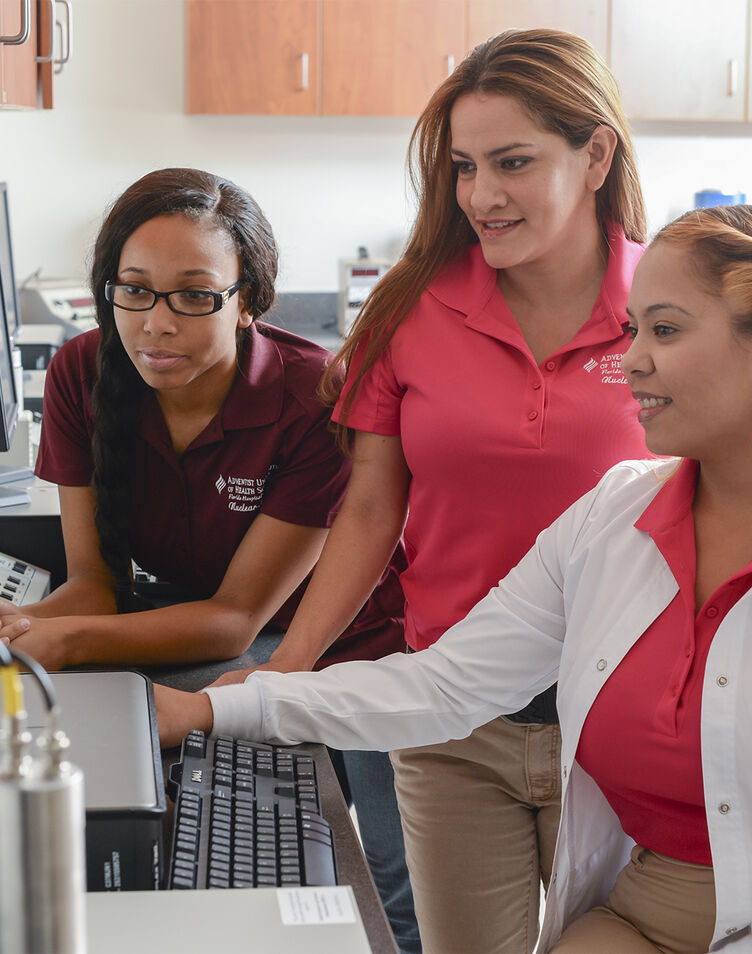 Nuclear Medicine Students on Computer